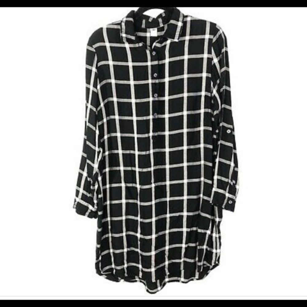 Old Navy black white plaid flannel dress